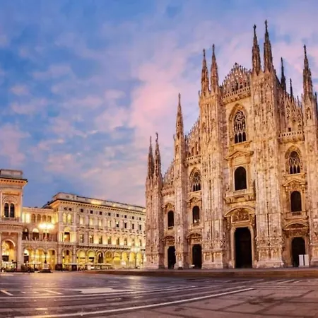 Apartment Strategic House - Metro M5 San Siro - Free Wi-fi Milan