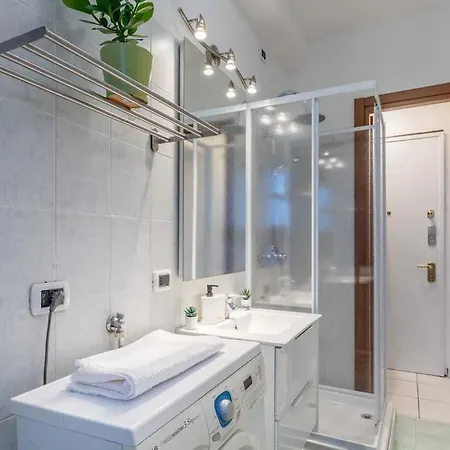 Strategic House - Metro M5 San Siro - Free Wi-fi *